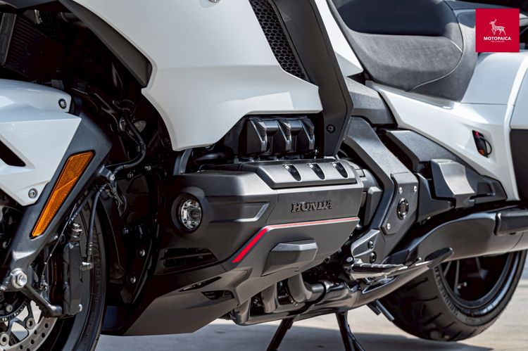 Honda Goldwing Tour Dct ปี2024 ตัวใหม่ มือเดียว วิ่งน้อย7,000กม. รูปที่ 11