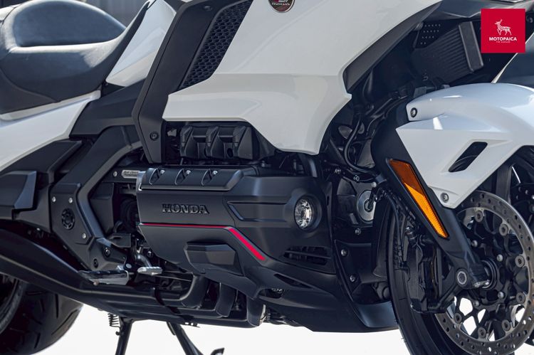 Honda Goldwing Tour Dct ปี2024 ตัวใหม่ มือเดียว วิ่งน้อย7,000กม. รูปที่ 10