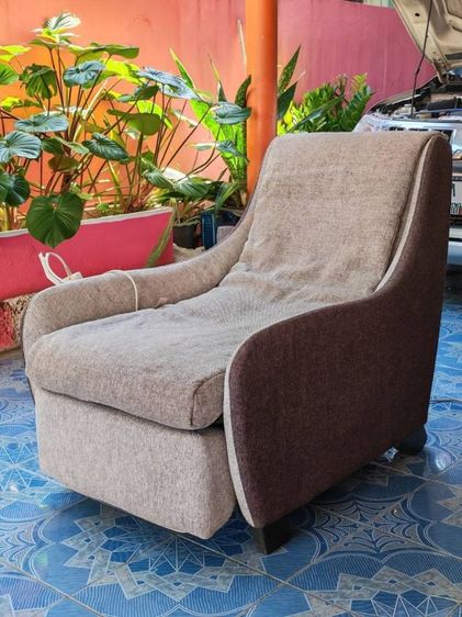 sale12000บาทเท่านั้น
เก้าอี้นวดไฟฟ้า Panasonic EP-MS40 เครื่องนวดโซฟา ที่มีดีไซน์เหมือนโซฟาและรวมฟังก์ชันการนวดและที่พักเท้าและนวดน่อง รูปที่ 7