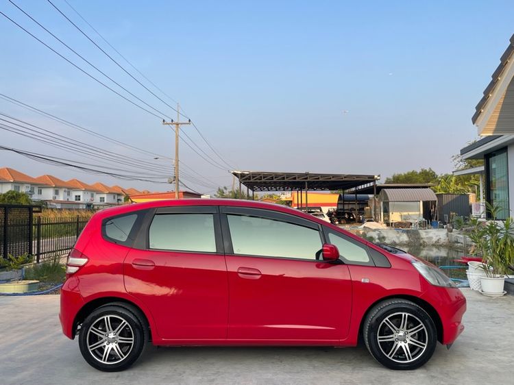 Honda Jazz 2010 1.5 S i-VTEC Sedan เบนซิน ไม่ติดแก๊ส เกียร์อัตโนมัติ แดง รูปที่ 3