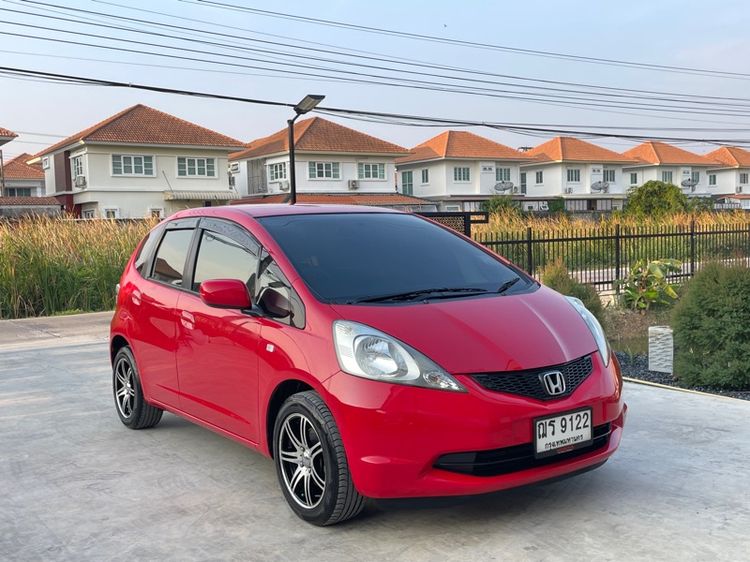 Honda Jazz 2010 1.5 S i-VTEC Sedan เบนซิน ไม่ติดแก๊ส เกียร์อัตโนมัติ แดง รูปที่ 2