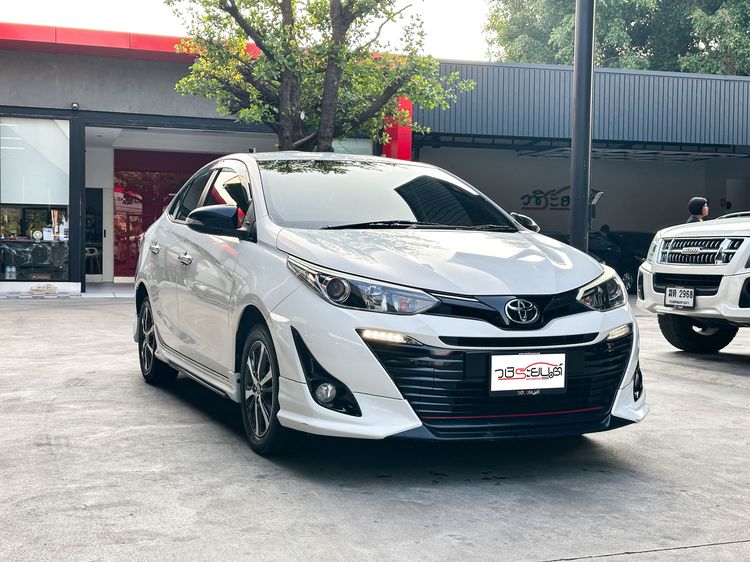 Toyota Yaris ATIV 2020 1.2 S Sedan เบนซิน เกียร์อัตโนมัติ ขาว รูปที่ 2