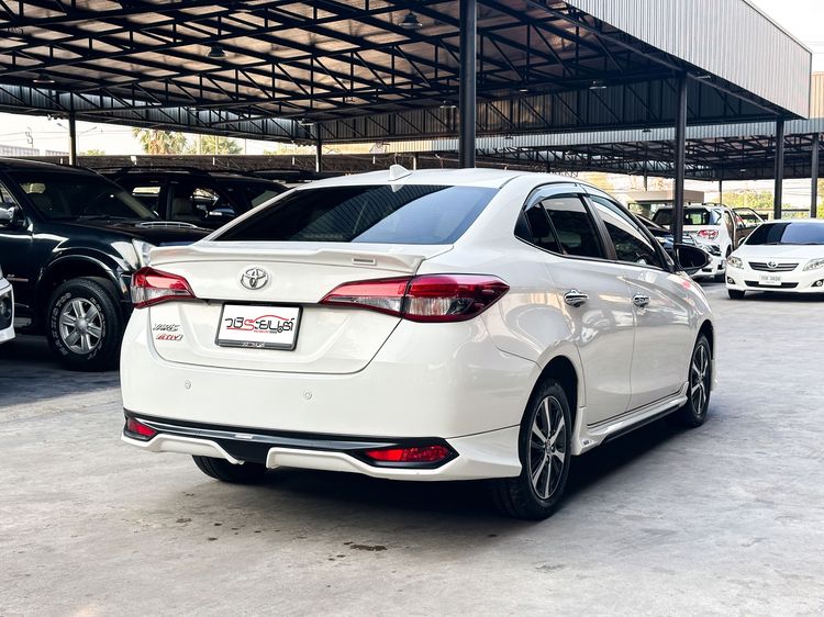 Toyota Yaris ATIV 2020 1.2 S Sedan เบนซิน เกียร์อัตโนมัติ ขาว รูปที่ 3
