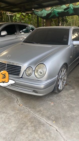 Mercedes-Benz E-Class 1996 E230 Sedan เบนซิน ไม่ติดแก๊ส เกียร์อัตโนมัติ เทา รูปที่ 2