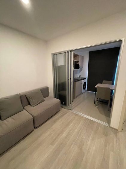 ตกแต่งครบ Ananda Development 2021 ไม่อนุญาต ใช่ คอนโด เอลลิโอ สาธร-วุฒากาศ(ติดแนวรถไฟฟ้า BTS) รูปที่ 3