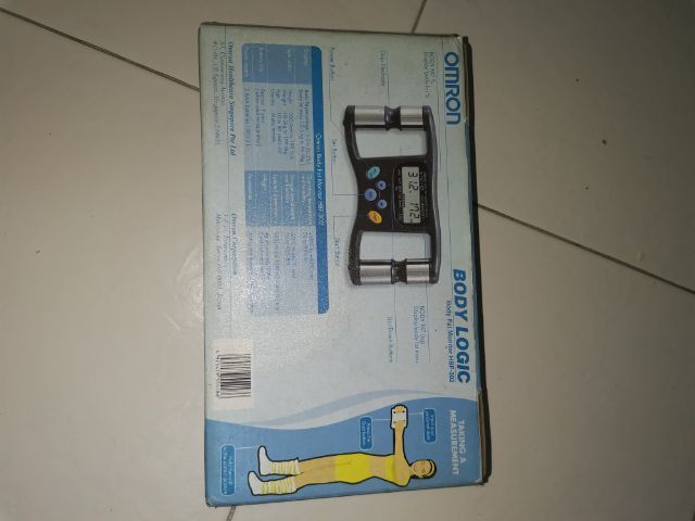 เครื่องตรวจวัดมวลไขมันร่างกาย มีคู่มือ รูปที่ 3