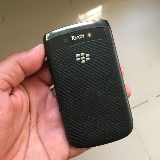 BlackBerry 9800 สภาพดี จอสีทัชได้ เทสด้วยซิมAISใช้งานปกติ แบตแท้เก็บไฟ(บวมนิดๆ) กล้องใช้งานได้ มีสายชาร์จแท้ให้ครับ  รูปที่ 3