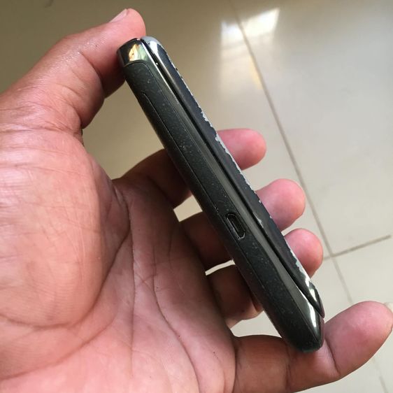 BlackBerry 9800 สภาพดี จอสีทัชได้ เทสด้วยซิมAISใช้งานปกติ แบตแท้เก็บไฟ(บวมนิดๆ) กล้องใช้งานได้ มีสายชาร์จแท้ให้ครับ  รูปที่ 4
