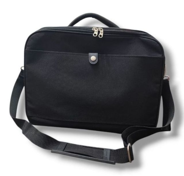 กระเป๋าเอกสาร และเดินทางSamsonite size 12×15" 