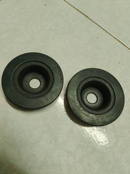 แผ่นปิดยึดหัวโช๊ค vios gen 2 รูปที่ 3