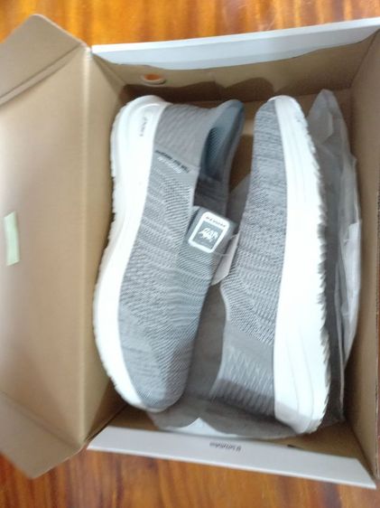 รองเท้าแพน รูปที่ 3