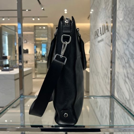 Prada Vitello Phenix Shopping Tote 2-Way Satchel รูปที่ 2