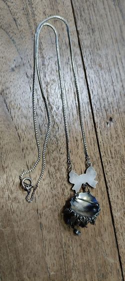 สร้อยเงินพร้อมจี้เข็มกลัดเงินแท้ประดับพลอยสี งานเก่า ความยาวทบแล้ววัดรวมจี้ประมาณ 26-27 cm รูปที่ 5