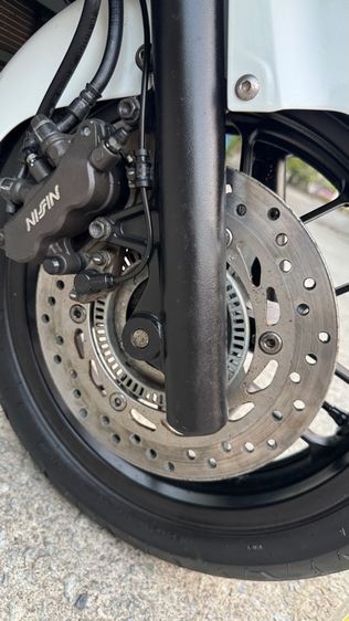 HONDA FORZA 300 ABS เครื่องดีมาก สีสวยมาก ต้องมาดูของจริง มีสถานที่ให้ทดลองขับขี่ก่อนซื้อ รูปที่ 18