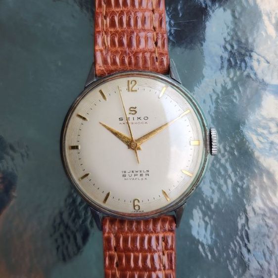 นาฬิกาวินเทจ Seiko Super Antishock 15J S-Mark หน้าปัดลายคลื่น (ยุค 1950s)