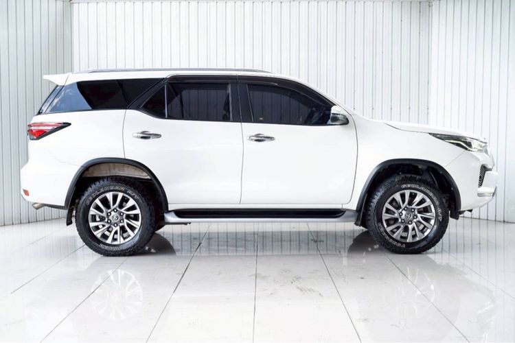 Toyota Fortuner 2020 2.4 G Utility-car ดีเซล ไม่ติดแก๊ส เกียร์อัตโนมัติ ขาว รูปที่ 4