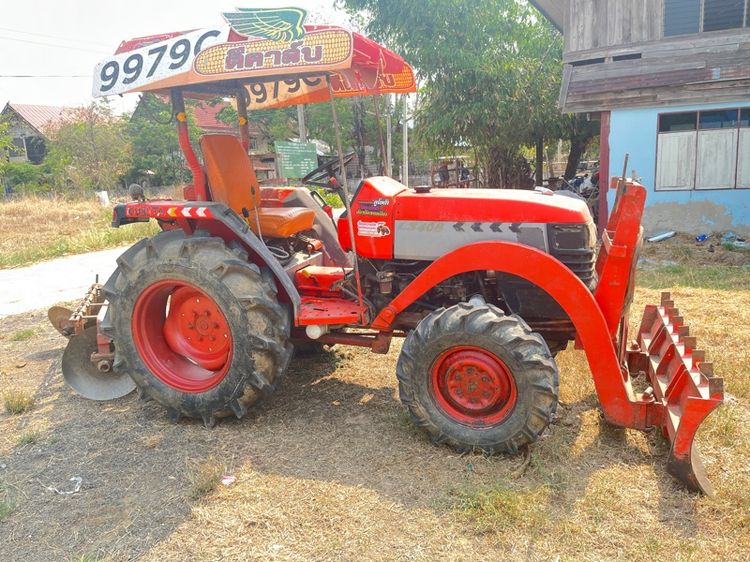 ขายรถไถคูโบต้า34แรง พร้อมอุปกรณ์ใบดันหน้าและผานหลังครับ รูปที่ 6