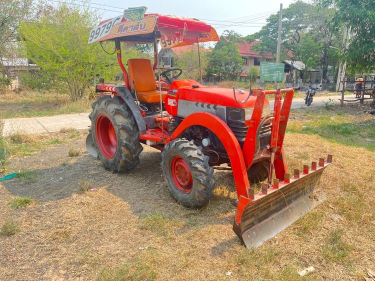 ขายรถไถคูโบต้า34แรง พร้อมอุปกรณ์ใบดันหน้าและผานหลังครับ รูปที่ 5