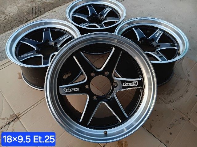 ล้อ TORQ spec-D ขอบ18 สภาพสวย