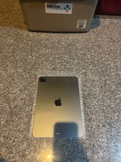 ขายiPadPro11นิ้วสีSilverและดำ128กิ๊กจอไม่เหลืองหายากมากๆใช้งานดีถูกมากก รูปที่ 8