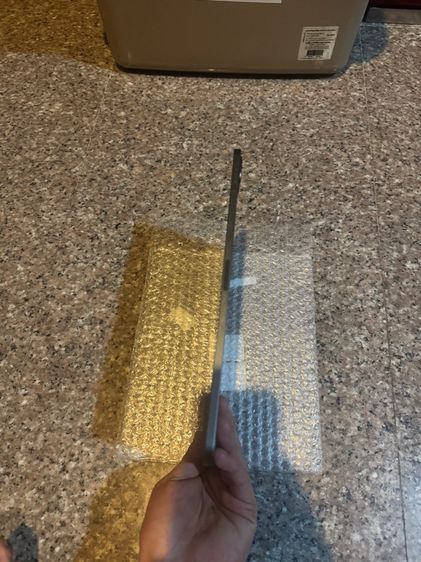 ขายiPadPro11นิ้วสีSilverและดำ128กิ๊กจอไม่เหลืองหายากมากๆใช้งานดีถูกมากก รูปที่ 12