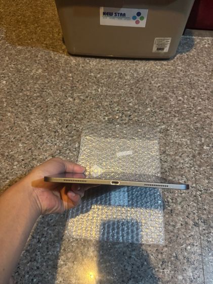 ขายiPadPro11นิ้วสีSilverและดำ128กิ๊กจอไม่เหลืองหายากมากๆใช้งานดีถูกมากก รูปที่ 10