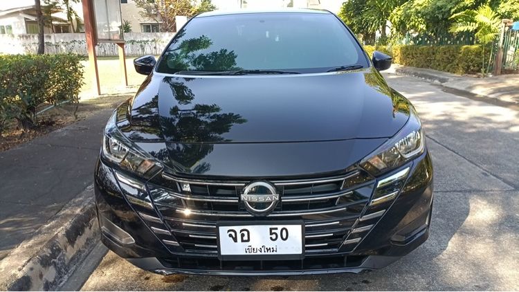รถ Nissan Almera 1.2 E สี ดำ