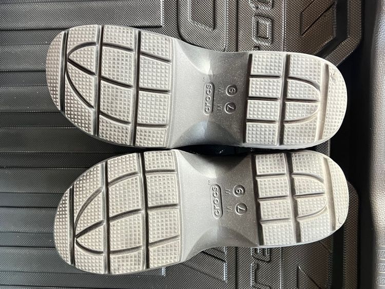 CROCS รองเท้าลำลองผู้ใหญ่ STOMP LOAFER CLOG รุ่น 2099371HR - LINEN BLACK รูปที่ 5