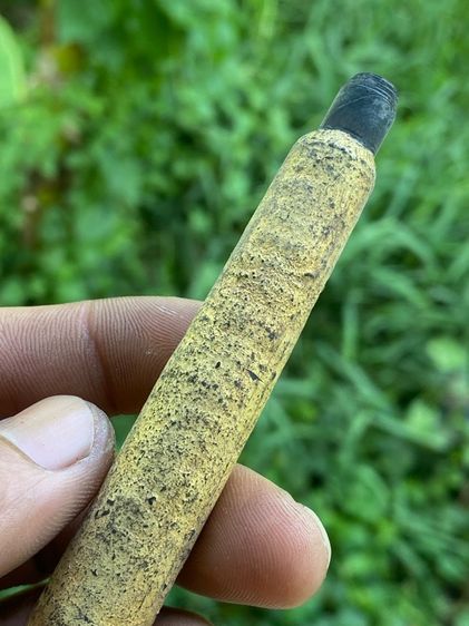 ตะกรุดมหาระงับพอกผงลงรักปิดทองเก่า ๗นิ้ว รูปที่ 4