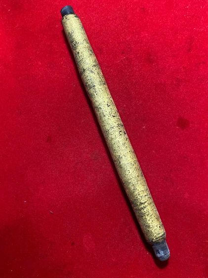 ตะกรุดมหาระงับพอกผงลงรักปิดทองเก่า ๗นิ้ว