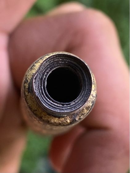 ตะกรุดมหาระงับพอกผงลงรักปิดทองเก่า ๗นิ้ว รูปที่ 7