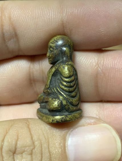 รูปหล่อหลวงพ่อเงิน รูปที่ 3