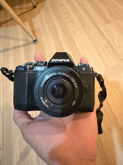 กล้องมิลเลอร์เลส Olympus OM-D EM10 Mark1