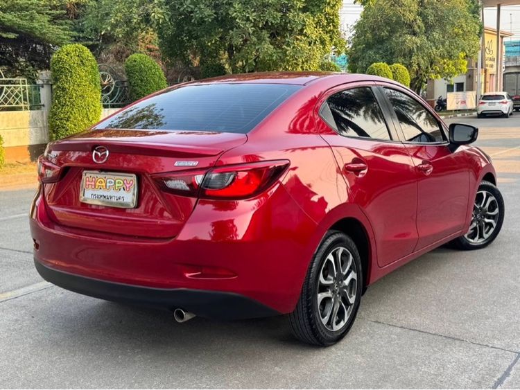 Mazda Mazda 2 2016 1.5 XD High Connect Sedan เบนซิน เกียร์อัตโนมัติ แดง รูปที่ 2
