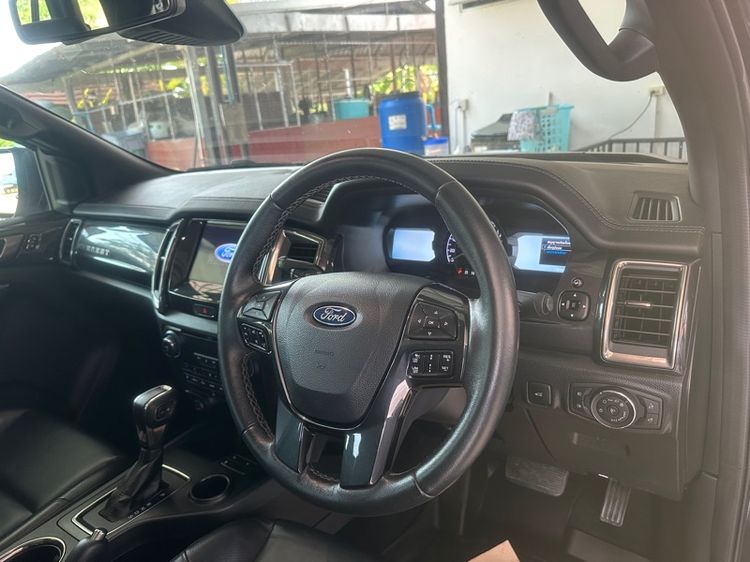 Ford Everest 2020 2.0 Titanium Utility-car ดีเซล ไม่ติดแก๊ส เกียร์อัตโนมัติ ดำ รูปที่ 3