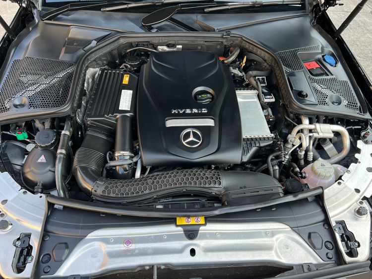 Mercedes-Benz C-Class 2018 C350 Sedan ปลั๊กอินไฮบริด (PHEV) เกียร์อัตโนมัติ ดำ รูปที่ 2