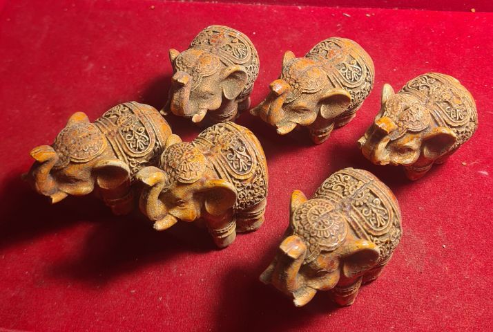 ช้างตัวละ 500-  มี6ตัว เนื้อกระเบื้องเคลือบเหมือนขุนแผนวัดใหญ่ชัยมงคล รูปที่ 5