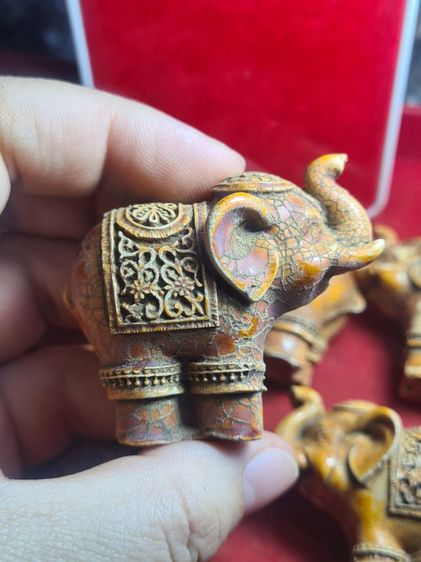 ช้างตัวละ 500-  มี6ตัว เนื้อกระเบื้องเคลือบเหมือนขุนแผนวัดใหญ่ชัยมงคล รูปที่ 4