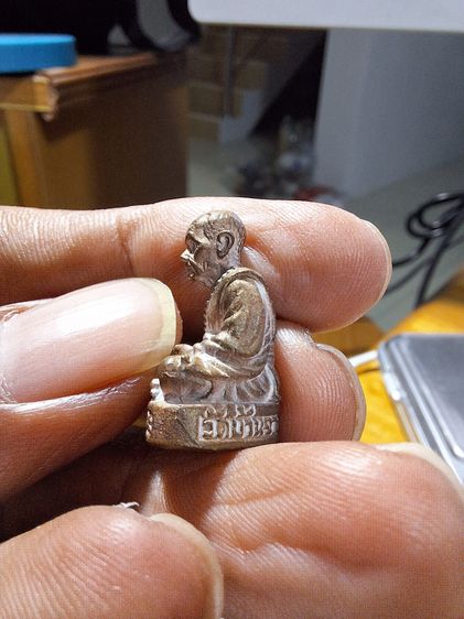 รูปหล่อ สมปราถณา หลวงปู่หมุน รูปที่ 2