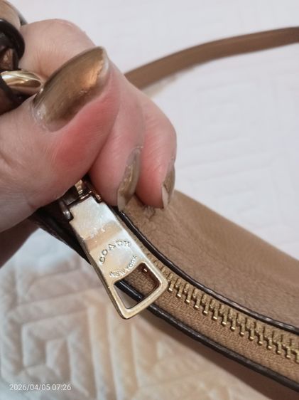 Coach Small Paxton Duffle มือสอง รูปที่ 5