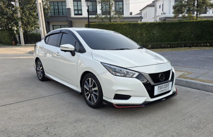 Nissan Almera 2020 1.0L Turbo V CVT Sedan เบนซิน ไม่ติดแก๊ส เกียร์อัตโนมัติ ขาว รูปที่ 2