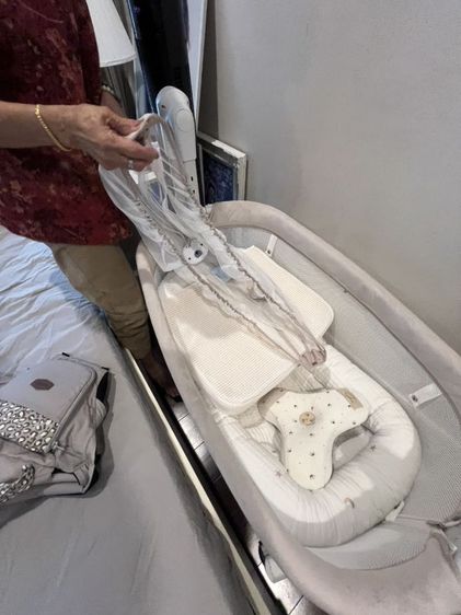 ขายเปลไฟฟ้า ไกวเอง แค่ 11,000 บาท ยี่ห้อ Prince and Princess รุ่น sleep and play auto swing ในห้างขาย 17,900 รูปที่ 9