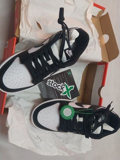 ขายรองเท้า NIKE DUNK LOW รุ่นสีขาวดำ Panda รูปที่ 5