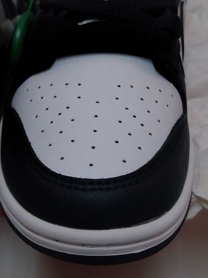 ขายรองเท้า NIKE DUNK LOW รุ่นสีขาวดำ Panda รูปที่ 10
