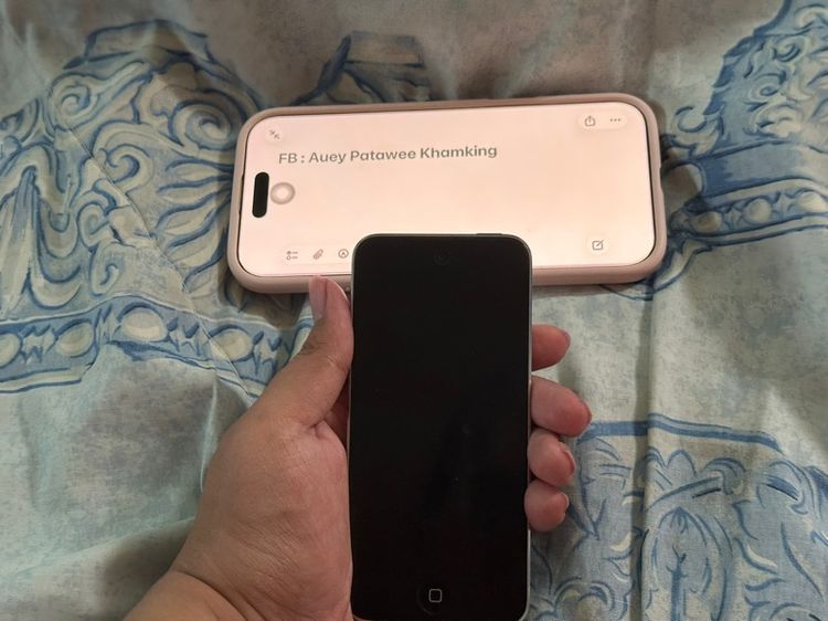 iPod touch 5 รุ่นความจุ 16gb ไม่มีกล้องหลัง รุ่นหายาก สภาพนางฟ้า