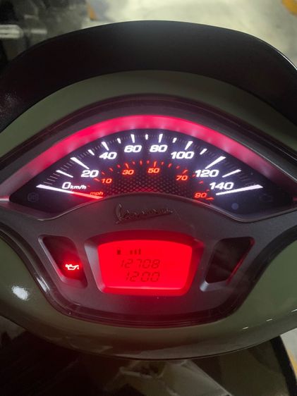 Vespa sprint 150 2022 รูปที่ 2
