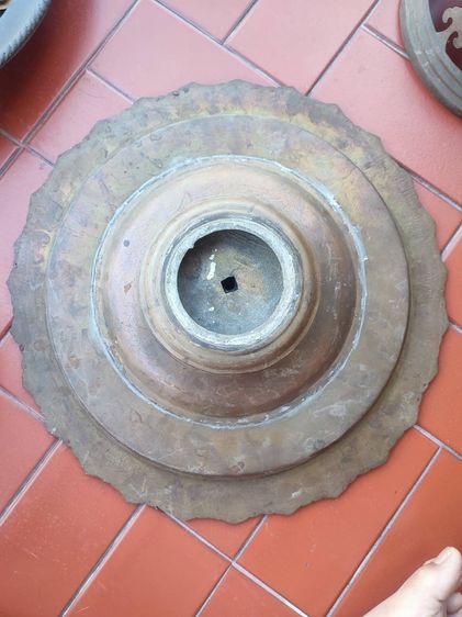 ขายเหมา 5 ใบ พานโตบ ถาดพาน งานทองเหลืองงานเก่าโบราณ   มีอายุ  รูปที่ 5