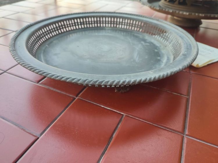 ขายเหมา 5 ใบ พานโตบ ถาดพาน งานทองเหลืองงานเก่าโบราณ   มีอายุ  รูปที่ 16