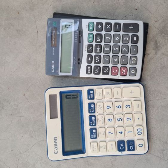 แว่น Orgreen Denmark , วิทยุSony, กระเป๋าสตางค์ Aigner, หมวก basiquenti Kangol, เครื่องคิดเลข canon casio รูปที่ 16