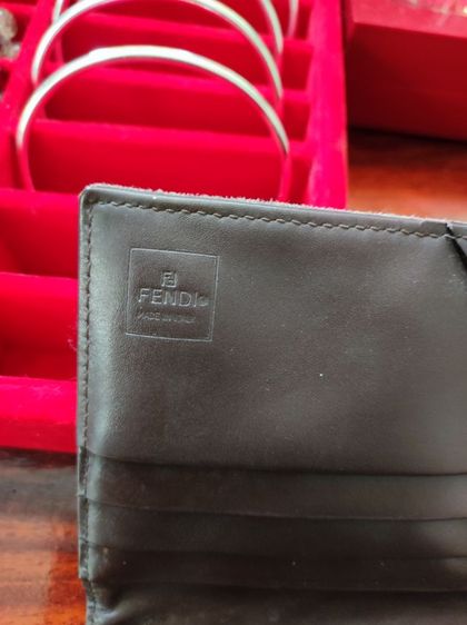 ขายกระเป๋าแบรนด์เนมแท้ รูปที่ 2